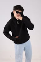 هودي اسود بكتابة من الخلف