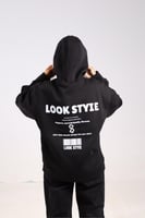 هودي اسود بكتابة من الخلف