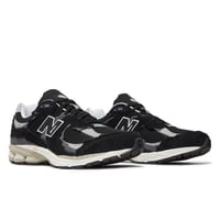 New Balance 2002R Protection Pack Black