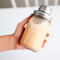 شيكر زجاجي لخلط مشروبات القهوة والعصائر