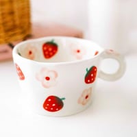 كوب قهوة Strawberry