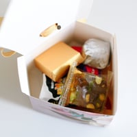 10 حبات توزيعات ماربل وردي