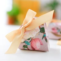 10 حبات توزيعات طبعة زهور