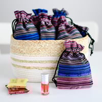 10 أكياس توزيعات عيديات ملونة