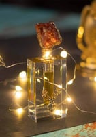 مسك شدون الاحمر