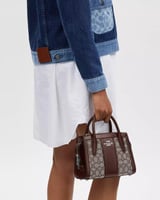 شنطة كوتش اندريا جاكار مميز