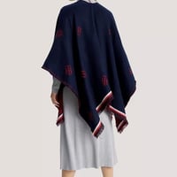 وشاح ماركة تومي هيلفيغر