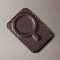 محفظة بطاقات مغناطيسية مع ميدالية