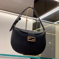 شنطة فندي اصلية جلد شامل الملحقات