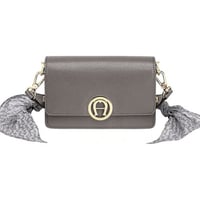 حقيبة اقنر كروس بودي ليفيا رمادي