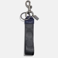 ميدالية كوتش Coach Signature