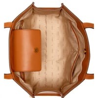 شنطة ماركة جيس كبيرة