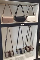 شنطة كوتش كتف اندريا