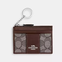 محفظة بطاقات كوتش نسائية