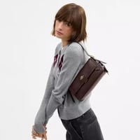 شنطة كوتش ايتا كتف