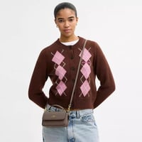 شنطة كوتش جوسي صغيرة لون رمادي