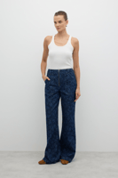 بنطلون واسع الساق نيلي بسحاب معدني وجيوب أمامية مز...