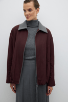 معطف بورجوندي – تفاصيل مخططة وياقة شريطية بسحاب –...