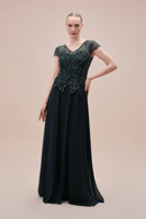 فستان من الشيفون الأخضر بأكمام قصيرة من Oleg Cassi...