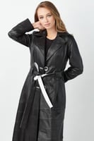 معطف ريتا جلد طبيعي للنساء باللون الأسود من DERIZA...