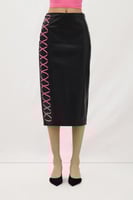 تنورة جلدية - أسود - جلد طبيعي بفتحة خلفية ورباط ج...