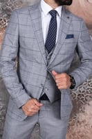 بدلة رجالي رمادي فاتح بزركشة مربعات من Pr-paco-rom...