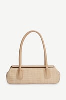 أكملي أناقتك مع حقيبة مونا القش من Les Benjamins -...