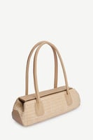 أكملي أناقتك مع حقيبة مونا القش من Les Benjamins -...