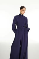 جمبسوت نيلي بأكمام راجلان واسعة رويال أنيق من LATI...