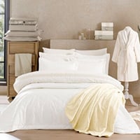 طقم مفارش وكوليكشن العروس - أبيض - رفاهية متكاملة...