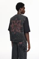 جاكيت دينم بدون أكمام - أسود - رقبة V مخططة و4 جيو...