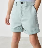 تيد بيكر شورت