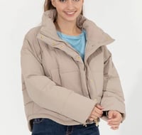 جاكيت بولو نسائي