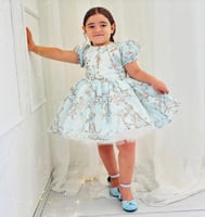 فستان إسباني بناتي