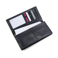 محافظ رجالية جلد ماركة كارمن كلاين