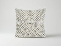 خدادية ديكور مطرزة مقاس 45*45 سم