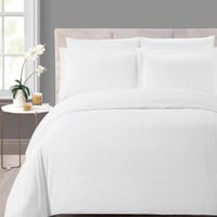 مفرش فندقي نفرين 7 قطع (أبيض)