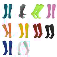 جوارب رياضية طويلة