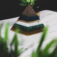 قالب سيليكون شكل هرم