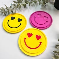 قالب سيليكون كوستر وجه سعيد مقاس 10*10 سم