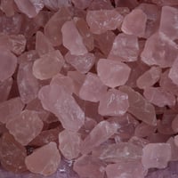 حجر كريستال زهري مقاس 2-3 سم وزن 100 غ