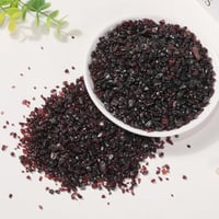 حجر كريستال عنابي مقاس 7-9 ملم وزن 100 غ