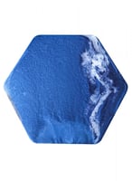 طاولة فنية خشبية مع 3 أرجل