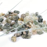 حجر كريستال الوان زيتي مقاس 4-6 ملم وزن 100 غ