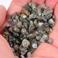 حجر كريستال الوان زيتي مقاس 4-6 ملم وزن 100 غ