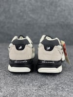 نيو بالانس 990