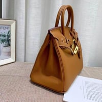 شنطة نسائية