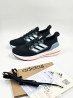 حذاء الترا بوست 22