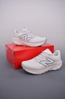 نيوبالانس 1080V13