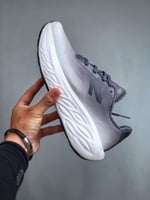 نيوبالانس 1080V14